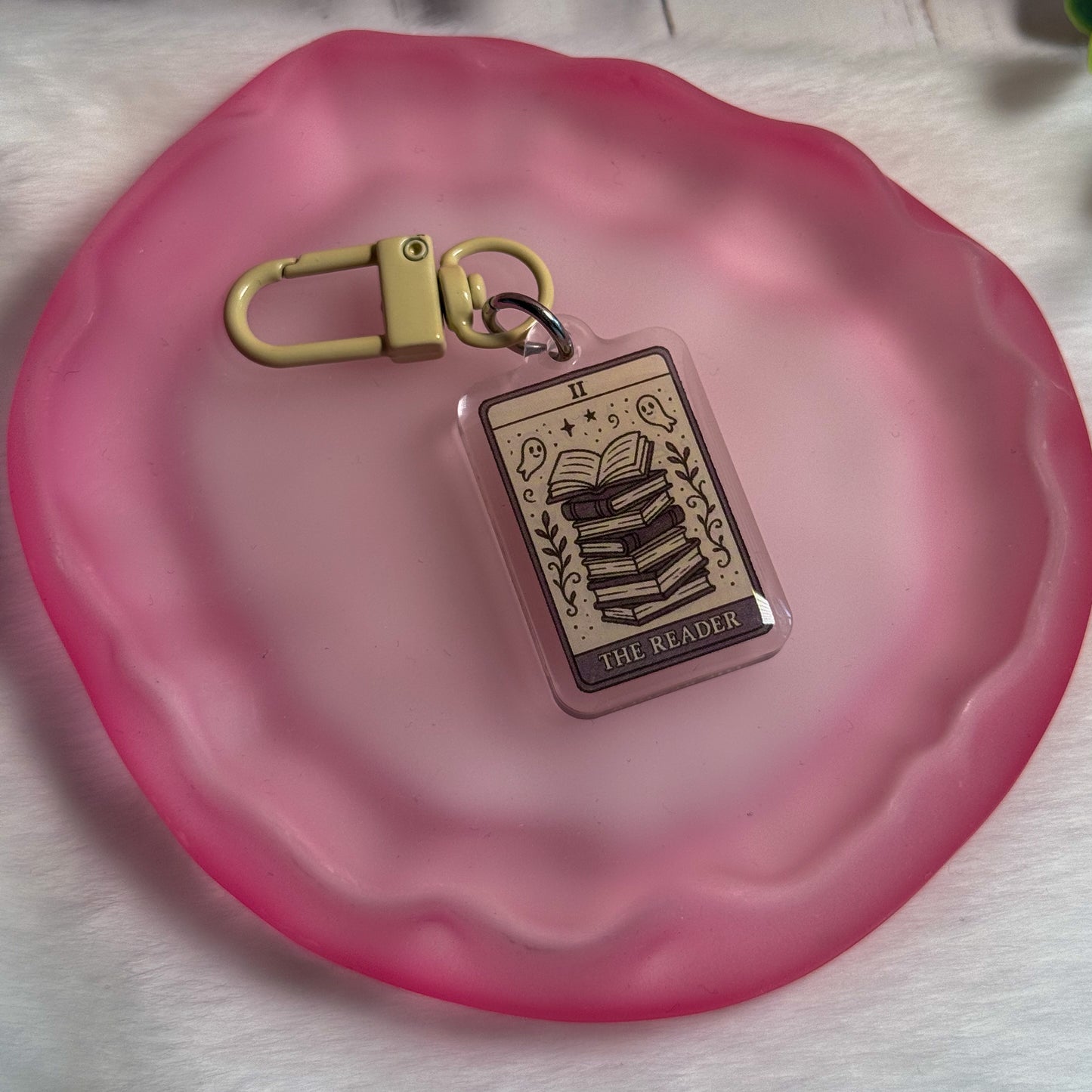 The Spooky Reader Tarot Keyring