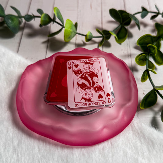 Queen of Books Magnetic Kindle Grip | MagSafe Kindle & Phone Grip