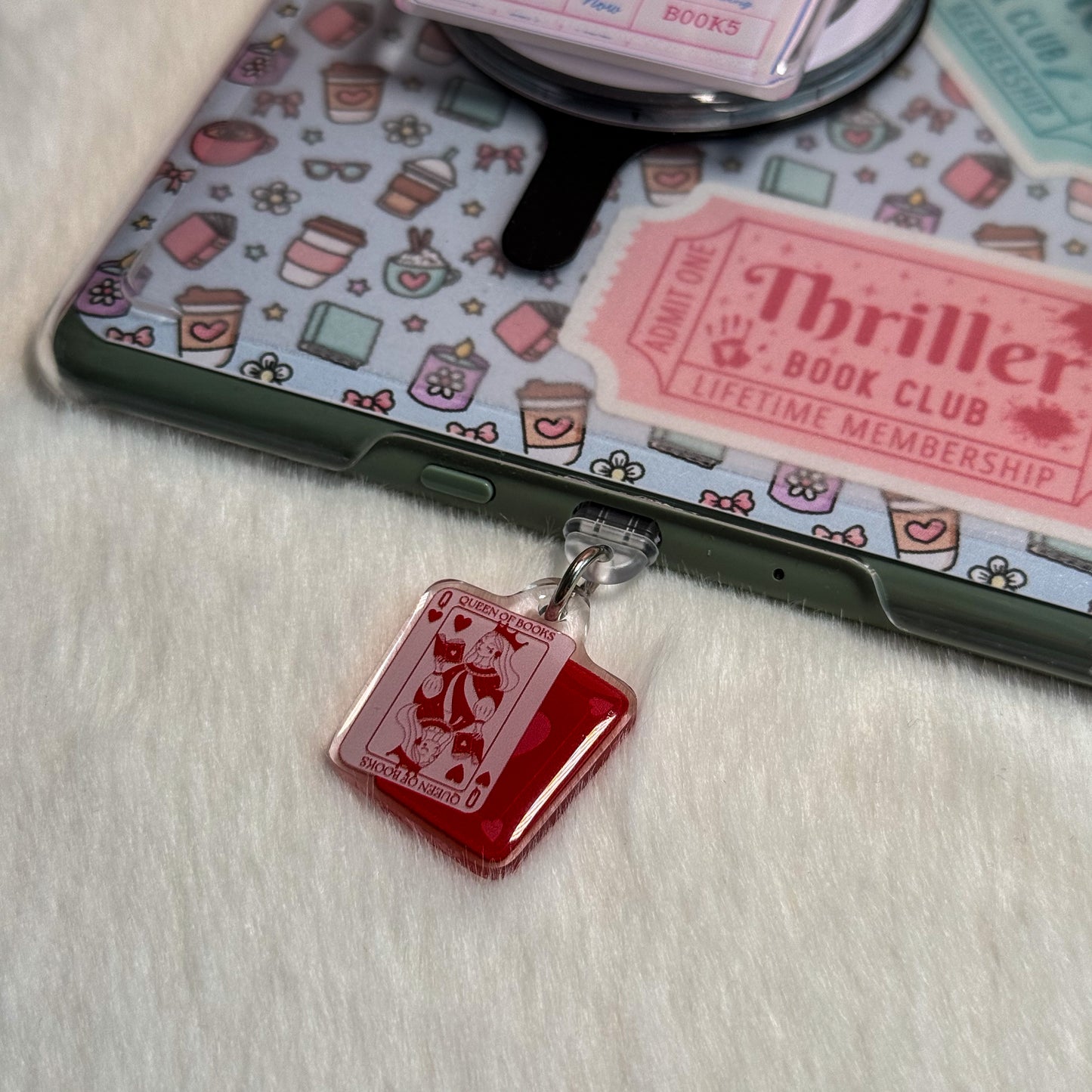 Queen of Books Kindle Charm | Kindle & Phone Charm