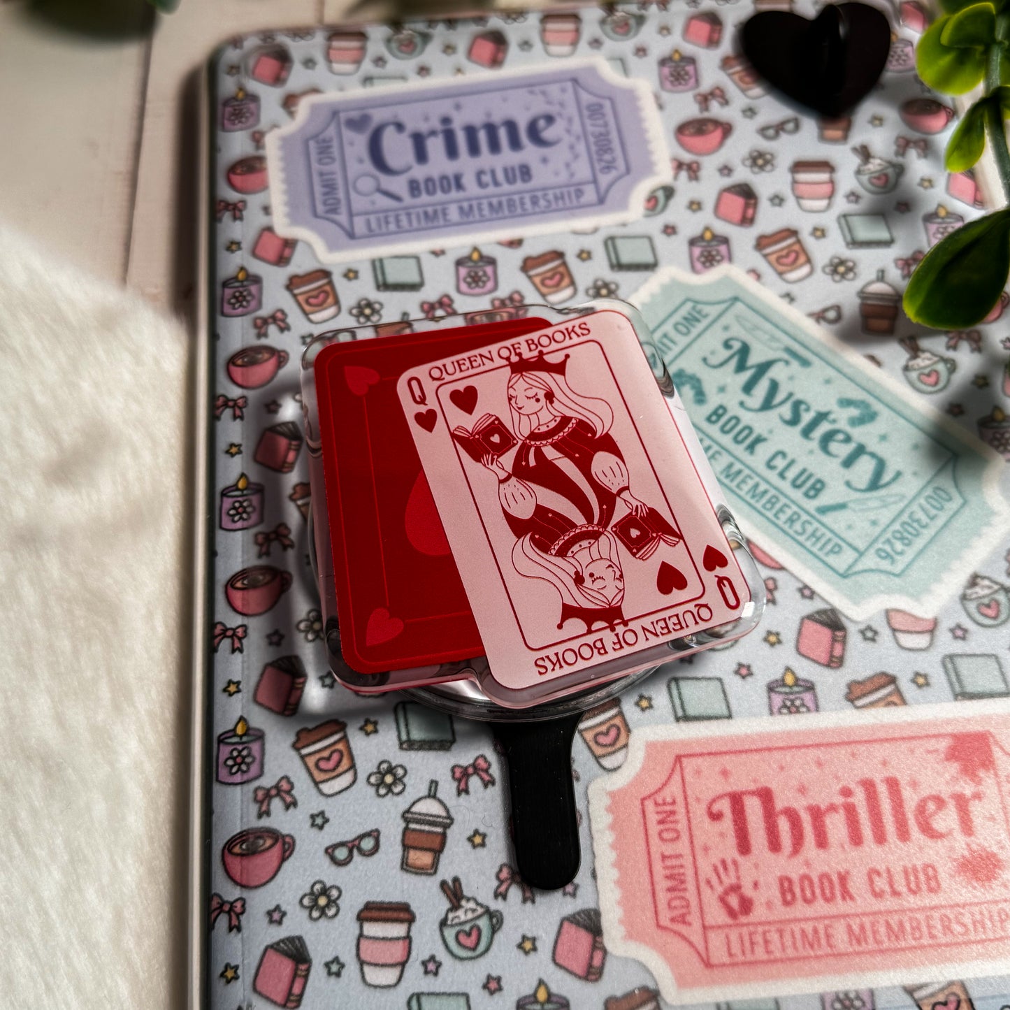 Queen of Books Magnetic Kindle Grip | MagSafe Kindle & Phone Grip