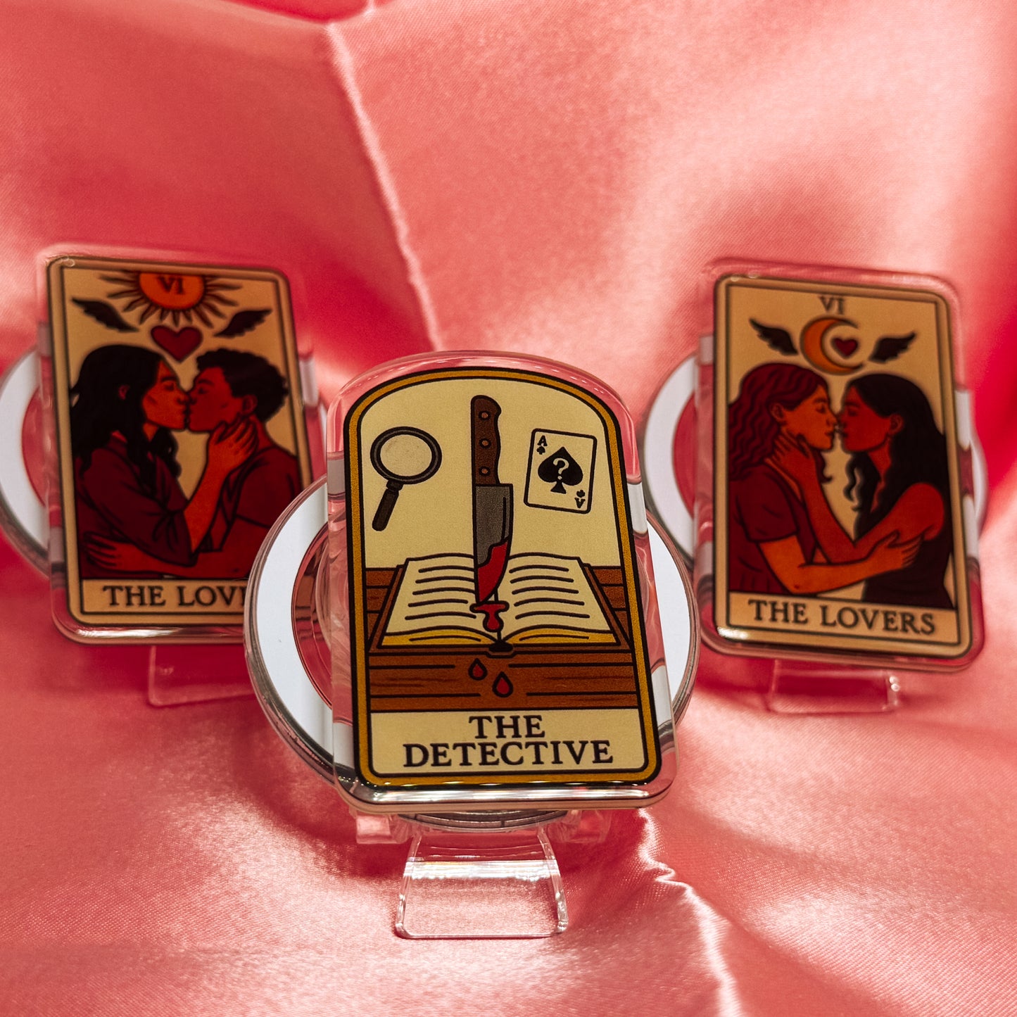 The Detective Tarot Magnetic Kindle Grip | MagSafe Kindle & Phone Grip