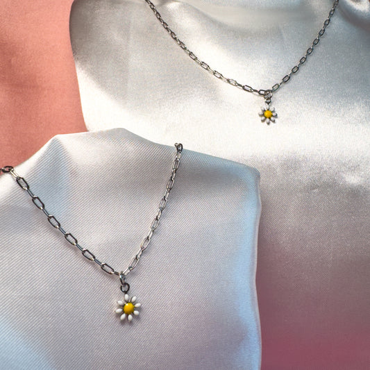 Daisy Daisy Daisy Necklace