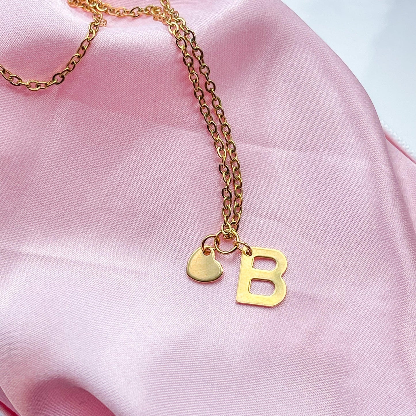 Initial with a Heart Necklace - Lxyclr Authentic