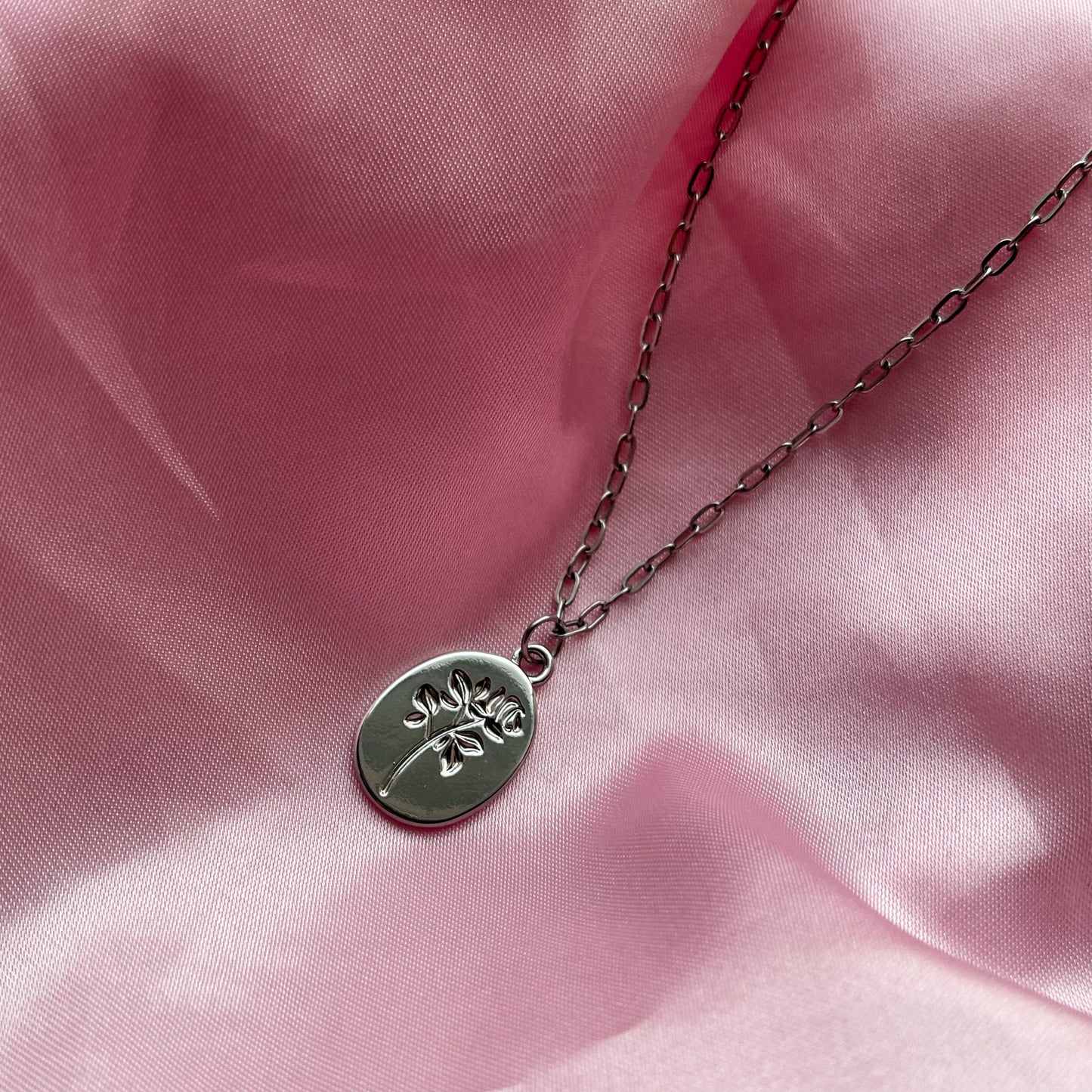 Delicate Rose Pendant Necklace - Lxyclr Authentic