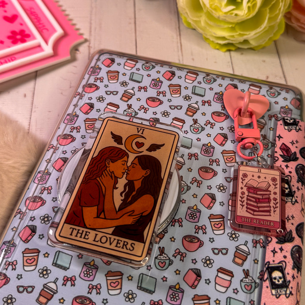 The Lovers Reader Tarot Magnetic Kindle Grip | MagSafe Kindle & Phone Grip