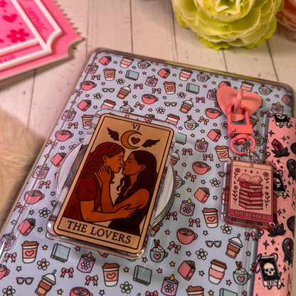 The Lovers Reader Tarot Magnetic Kindle Grip | MagSafe Kindle & Phone Grip
