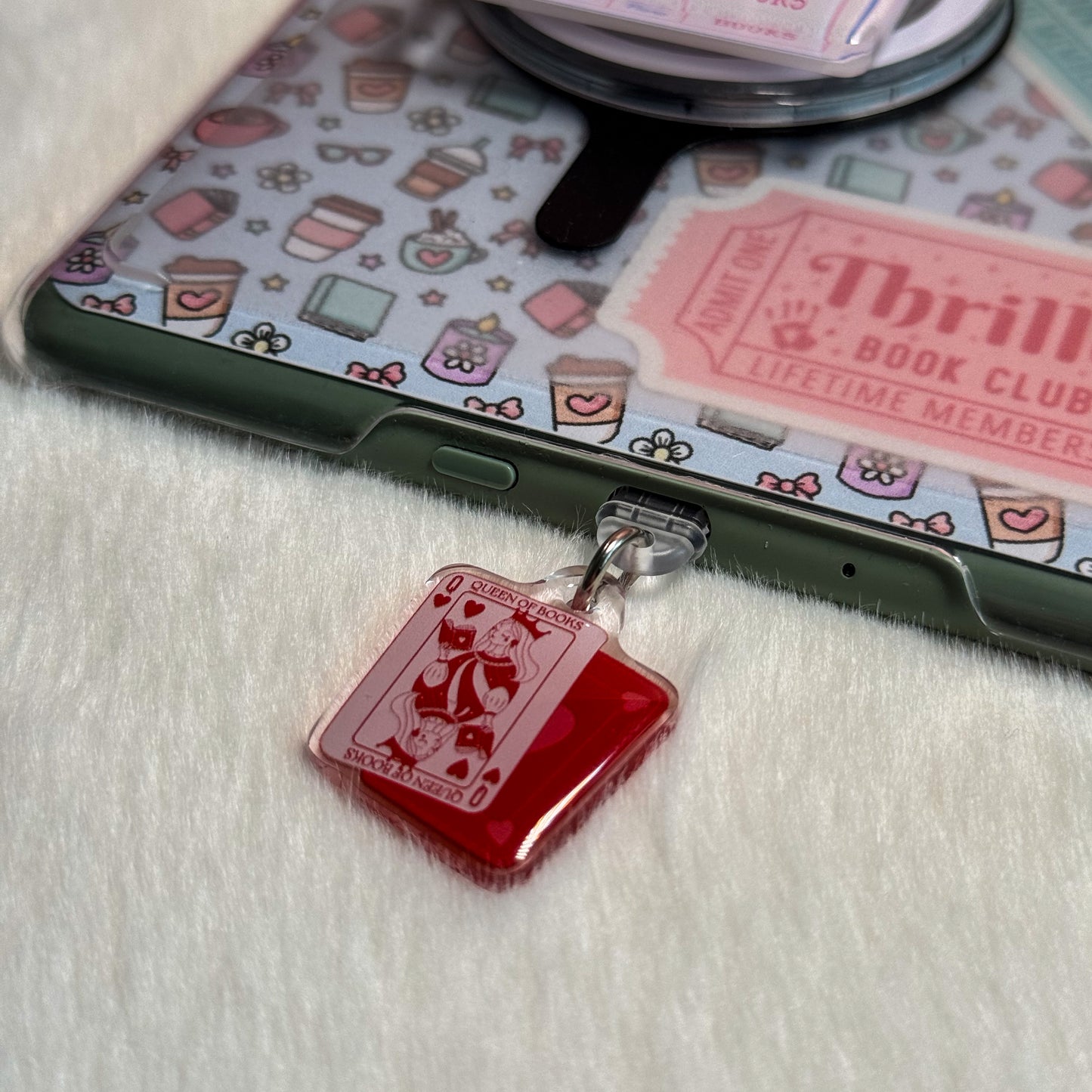 Queen of Books Kindle Charm | Kindle & Phone Charm