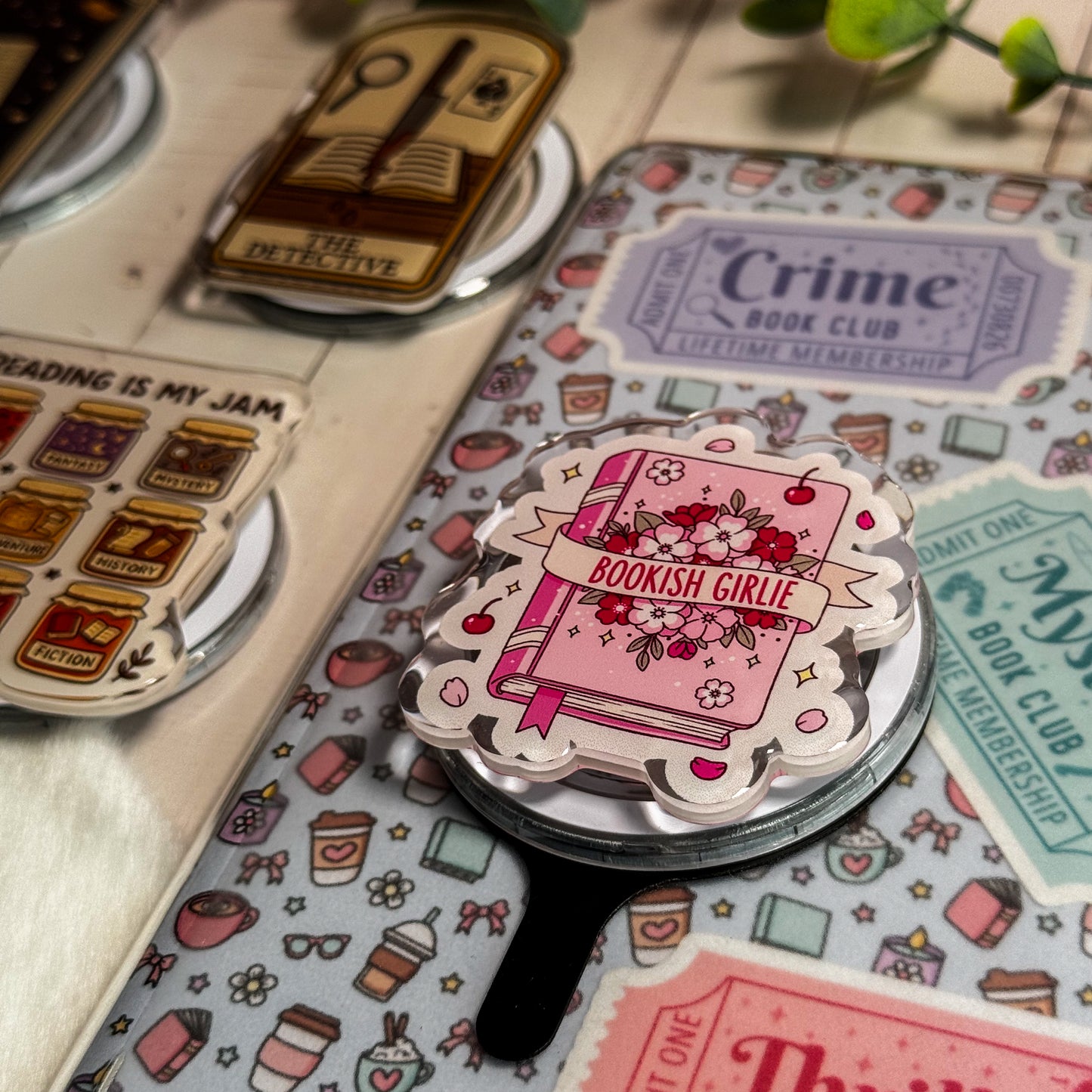 Bookish Girlie Magnetic Kindle Grip | MagSafe Kindle & Phone Grip