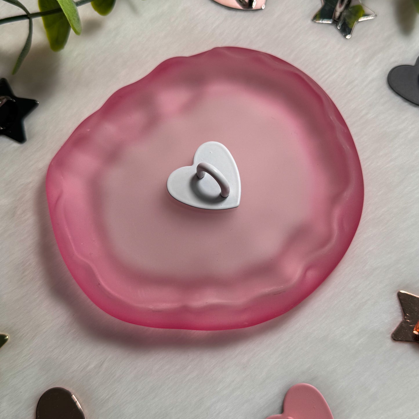 Kindle Heart Charm Metal Adhesive Hook, Phone Charm Hook, Charm Hanger for Phone, Kindle, iPad