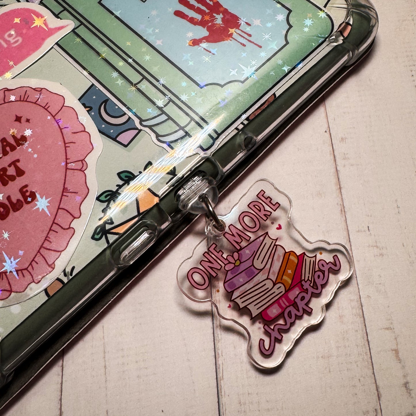 Luxe Kindle Phone Charm