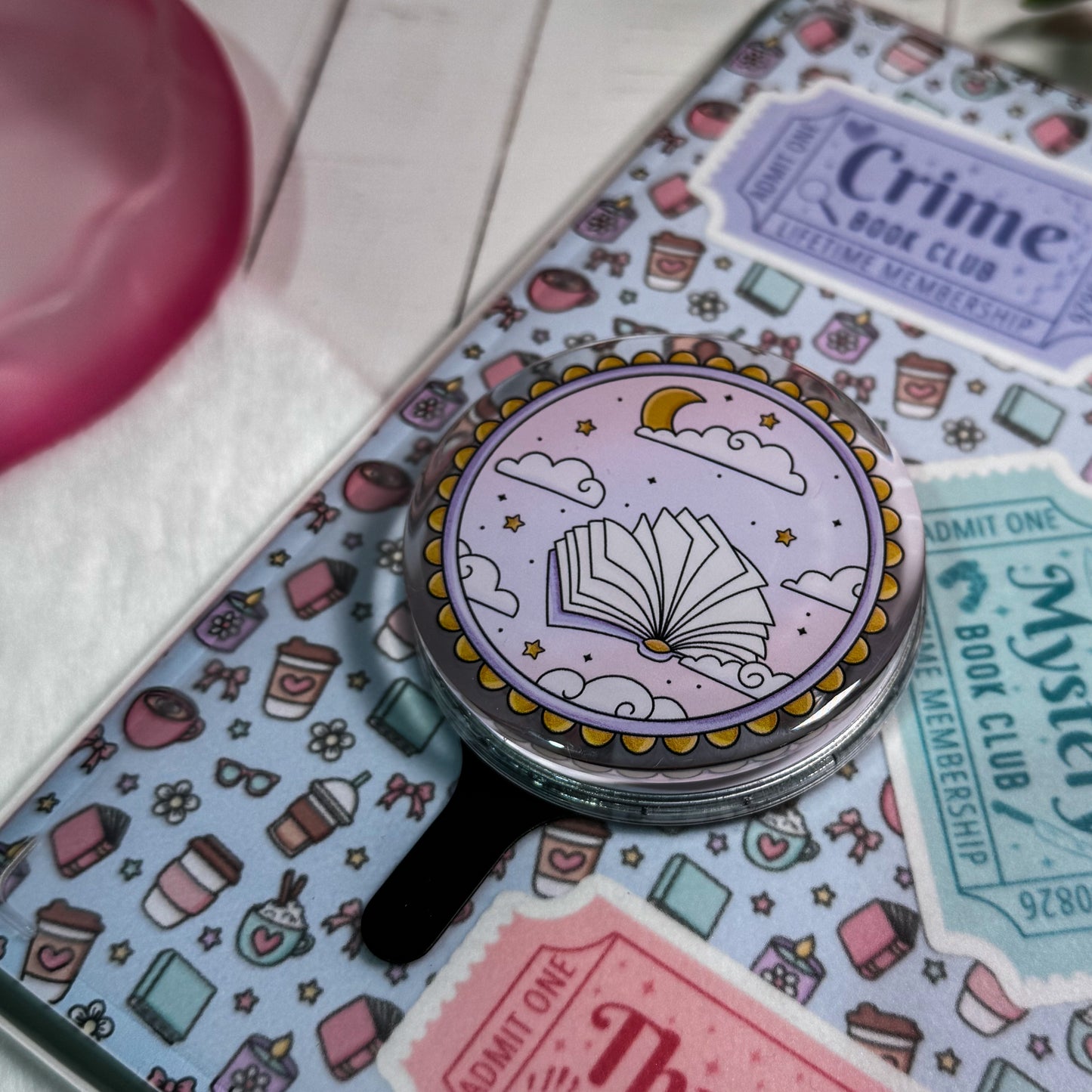 Late Night Reader Magnetic Kindle Grip | MagSafe Kindle & Phone Grip