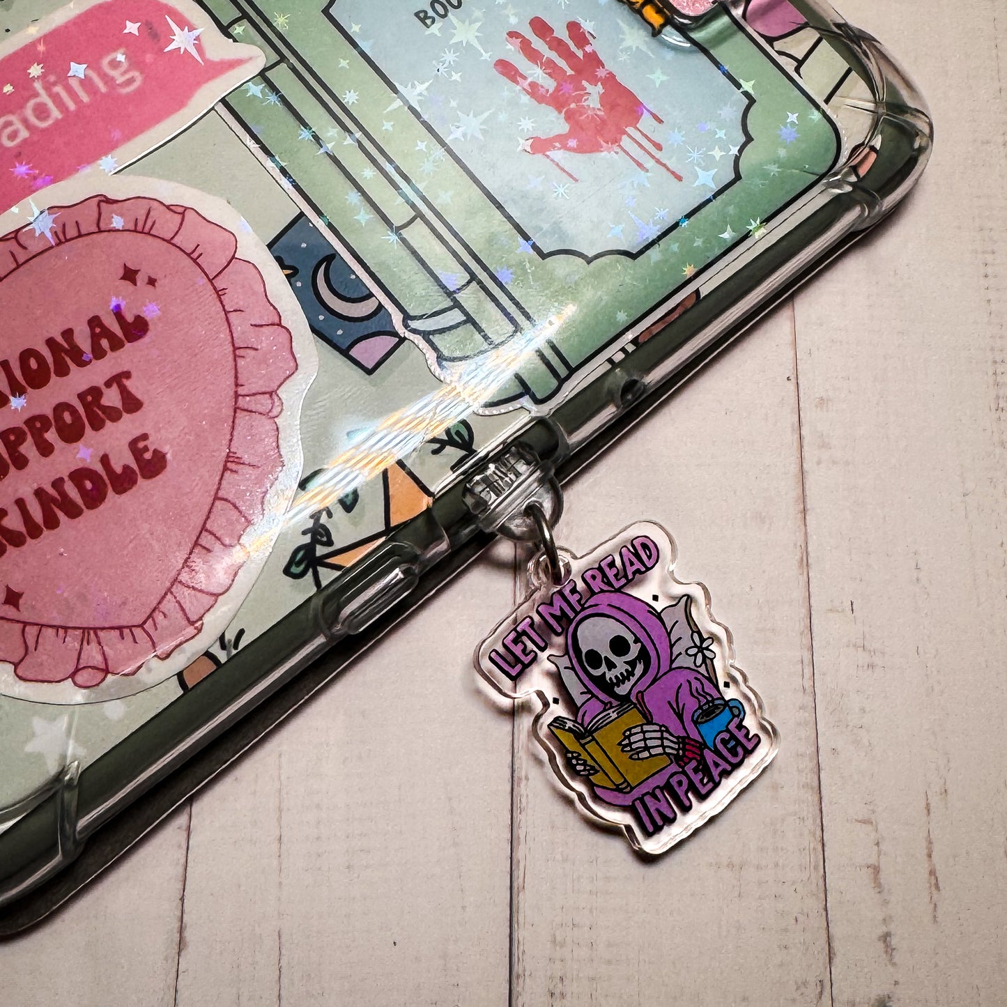 Luxe Kindle Phone Charm