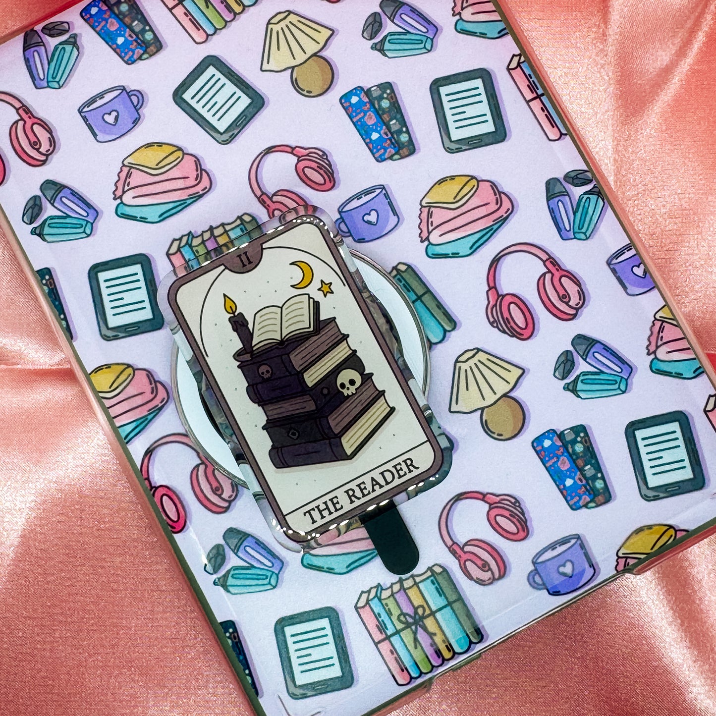 The Reader Tarot Kindle Phone Magnetic MagSafe Grip