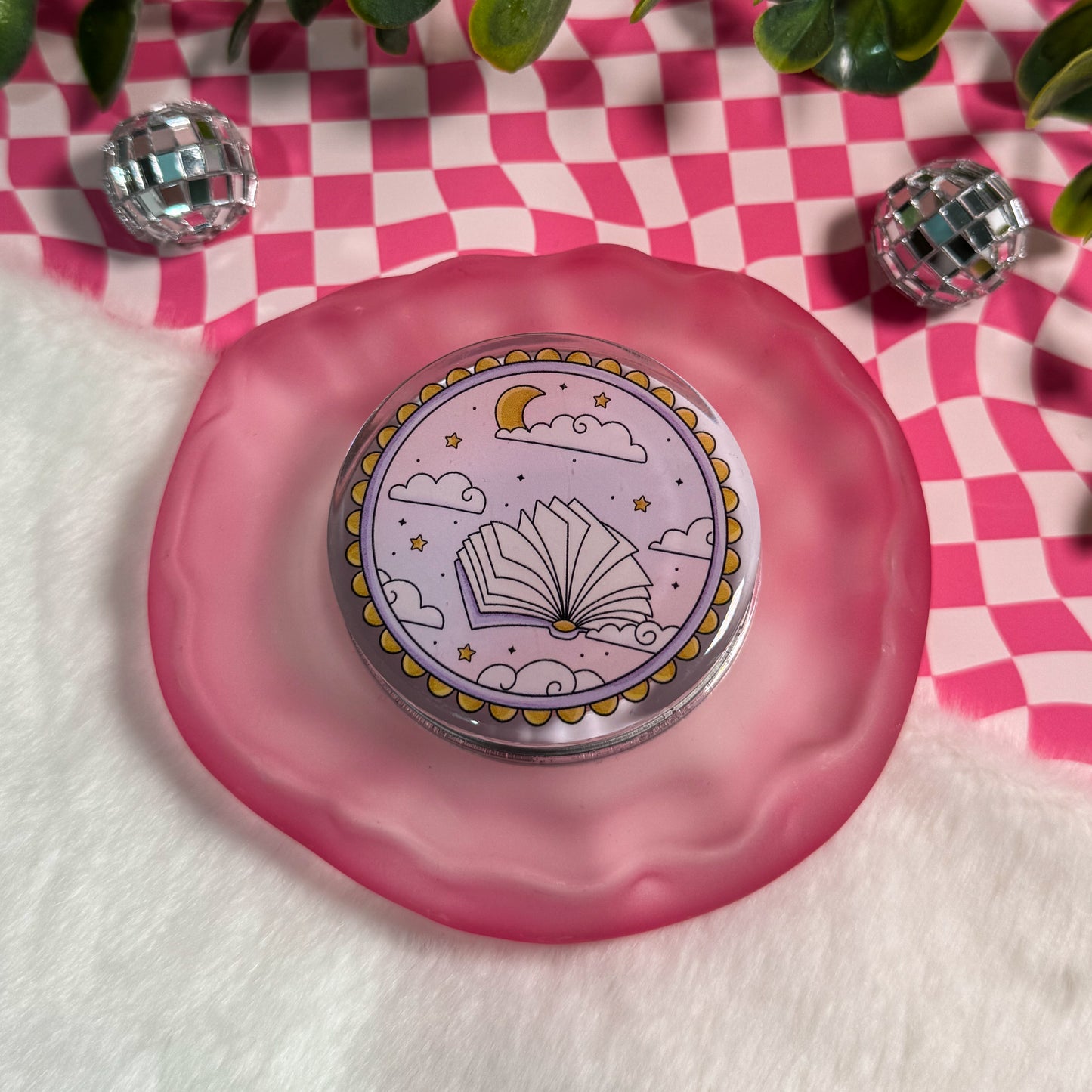 Late Night Reader Magnetic Kindle Grip | MagSafe Kindle & Phone Grip