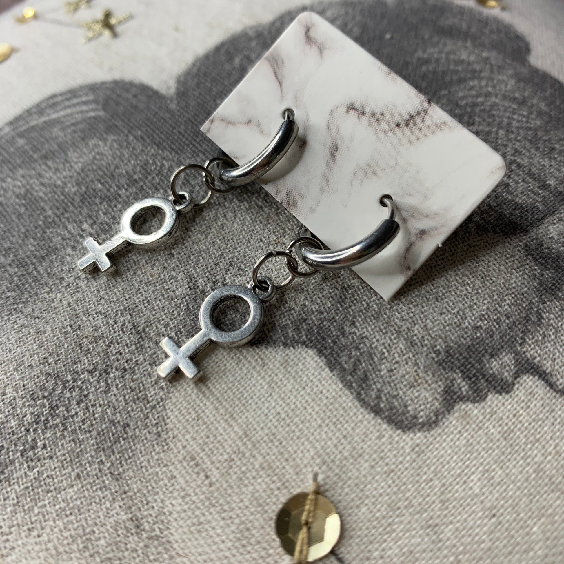 Thick Hinge Hoop Earrings with Female Venus/Male Mars Charm - Lxyclr Authentic