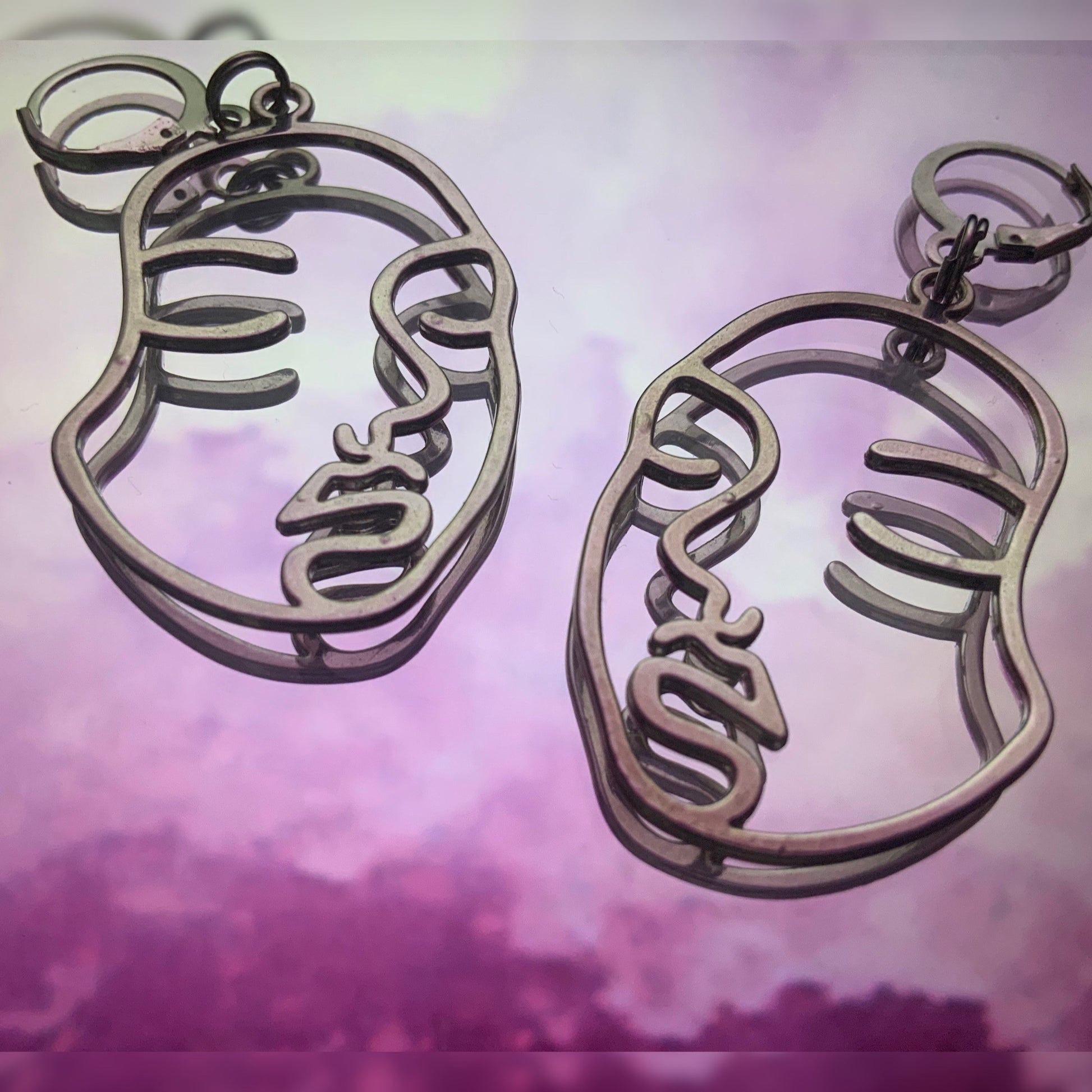 Silver Abstract Face Huggie Hoop Earrings - Lxyclr Authentic