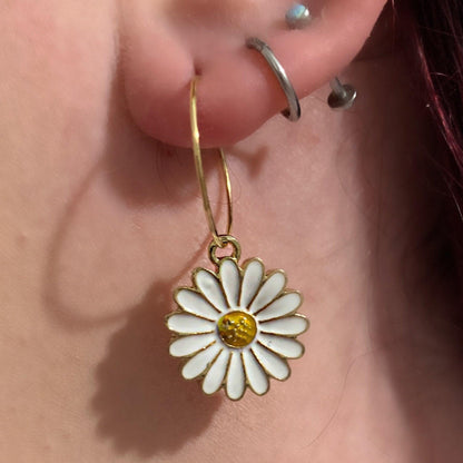 Limited Edition | Gold and White Delicate Daisy Earrings - Lxyclr Authentic