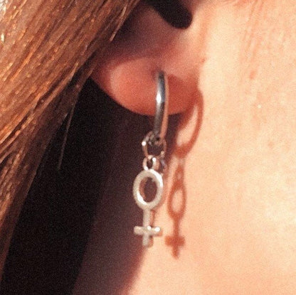 Thick Hinge Hoop Earrings with Female Venus/Male Mars Charm - Lxyclr Authentic
