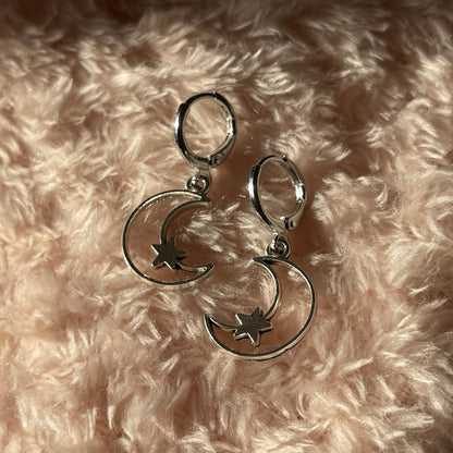 Crescent Moon and Star Huggie Hoop Earrings - Lxyclr Authentic