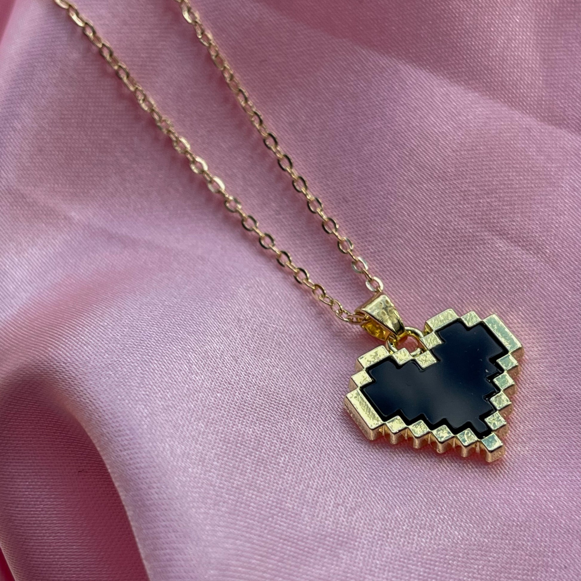 8-bit Heart Pendant Necklace - Lxyclr Authentic